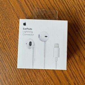 EarPods with lightning connector